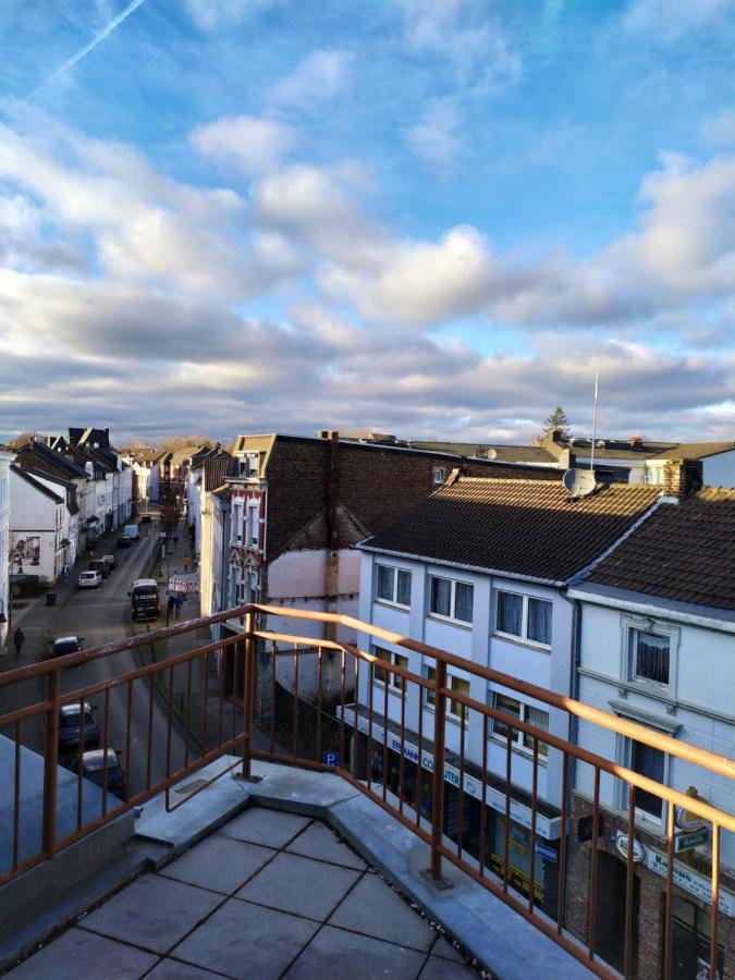 Super Penthouse #9 Oder Studio #6 Mit Aufzug, Terrasse & Wintergarten Im Zentrum Eschweiler Exterior photo